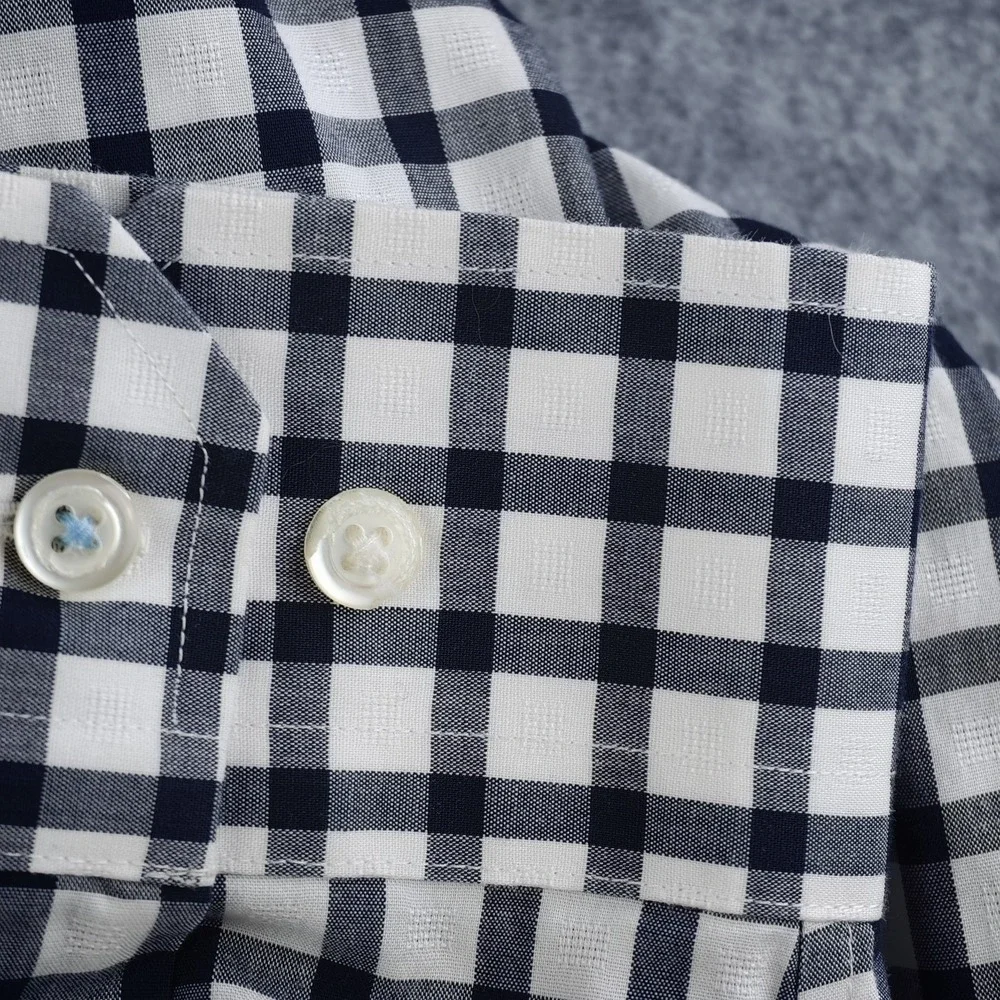 Banana Republic Shirt Mens Medium Grant Fit Non Iron Stretch White Blue Check